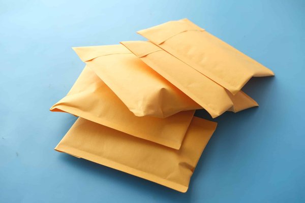 Pourquoi les enveloppes bulle sont la protection idéale pour vos expéditions ?
