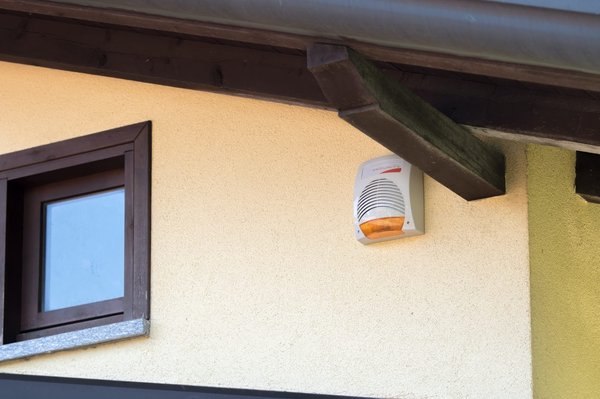 Décryptage des 3 incontournables types de systèmes de sécurité pour un foyer