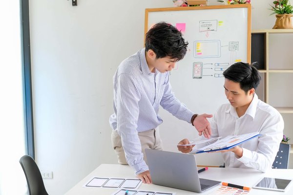 Pourquoi faire appel à un consultant web pour optimiser les sites web ?