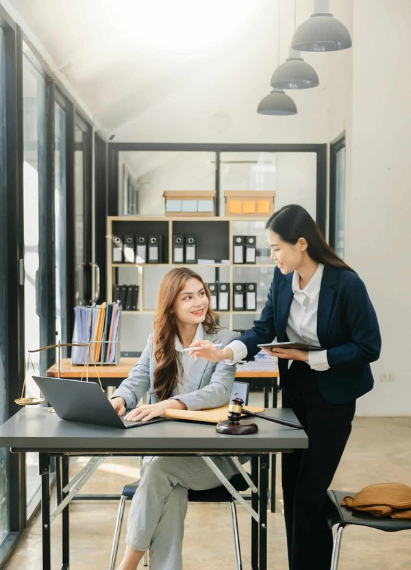 Comment un avocat en droit du travail à Versailles peut-il vous aider en cas de licenciement ?